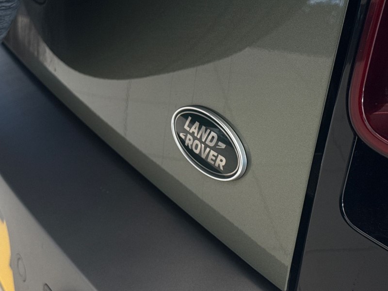 2022 (71) LAND ROVER DEFENDER 3.0 D250 X-Dynamic HSE 110 5dr Auto 5277199