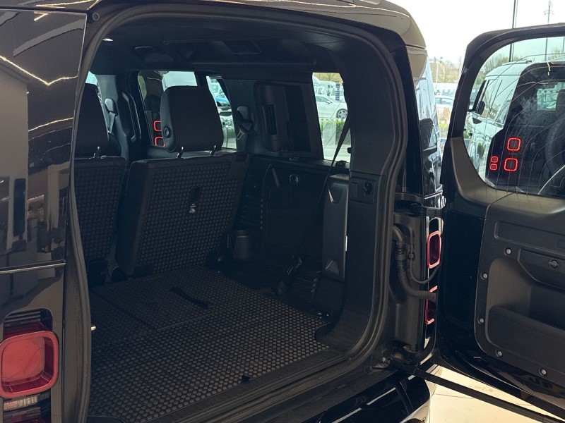 2023 (23) LAND ROVER DEFENDER 3.0 D250 X-Dynamic HSE 110 5dr Auto [7 Seat] 5213167