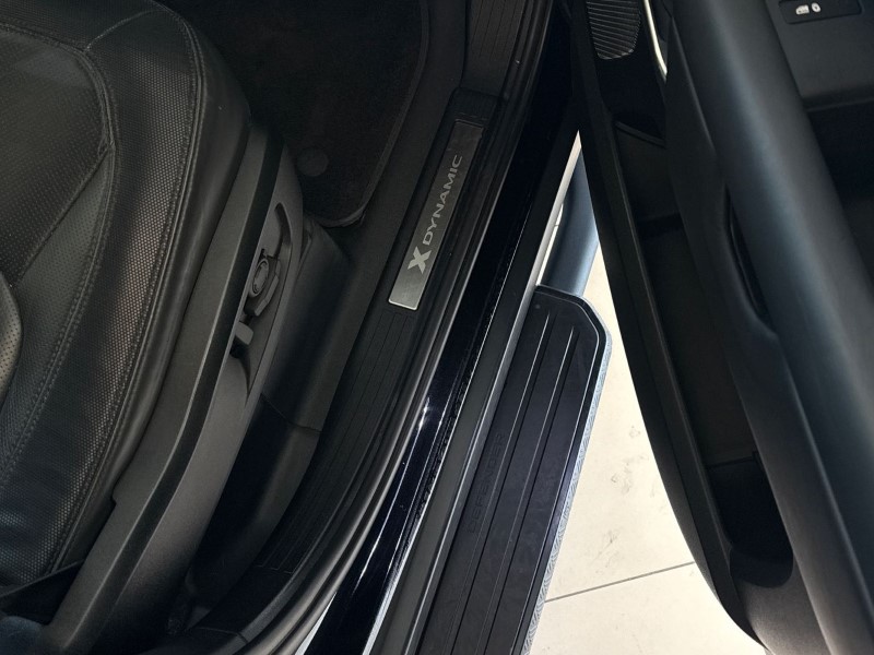 2023 (23) LAND ROVER DEFENDER 3.0 D250 X-Dynamic HSE 110 5dr Auto [7 Seat] 5213166