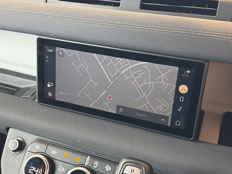 2022 (72) LAND ROVER DEFENDER 3.0 D250 X-Dynamic SE 90 3dr Auto 5216380