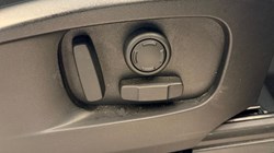 2022 (72) LAND ROVER DEFENDER 3.0 D250 X-Dynamic SE 90 3dr Auto 5216373