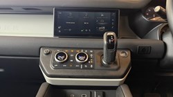 2022 (72) LAND ROVER DEFENDER 3.0 D250 X-Dynamic SE 90 3dr Auto 5216362