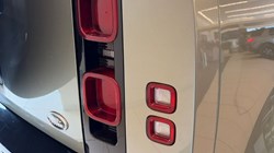 2022 (72) LAND ROVER DEFENDER 3.0 D250 X-Dynamic SE 90 3dr Auto 5216398