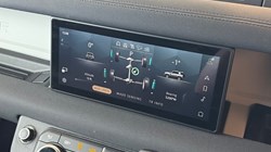 2022 (72) LAND ROVER DEFENDER 3.0 D250 X-Dynamic SE 90 3dr Auto 5216384