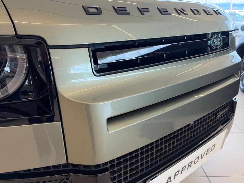 2022 (72) LAND ROVER DEFENDER 3.0 D250 X-Dynamic SE 90 3dr Auto 5216394
