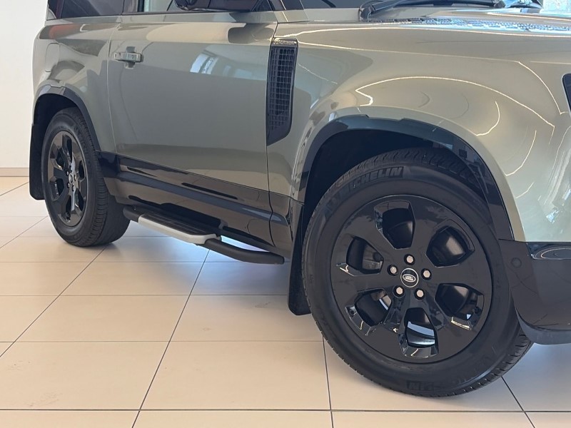 2022 (72) LAND ROVER DEFENDER 3.0 D250 X-Dynamic SE 90 3dr Auto 5216395