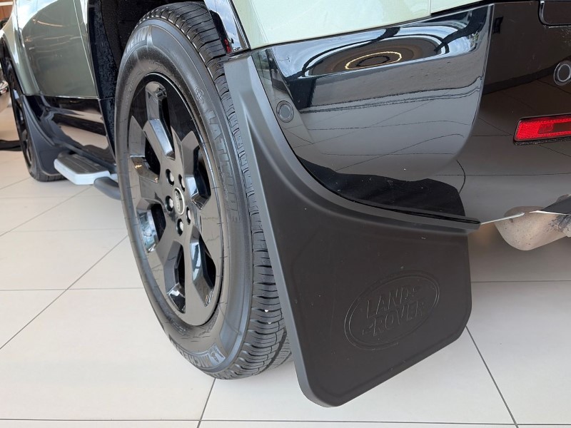 2022 (72) LAND ROVER DEFENDER 3.0 D250 X-Dynamic SE 90 3dr Auto 5216408