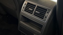 2021 (71) JAGUAR F-PACE 2.0 D200 R-Dynamic SE 5dr Auto AWD 5236771