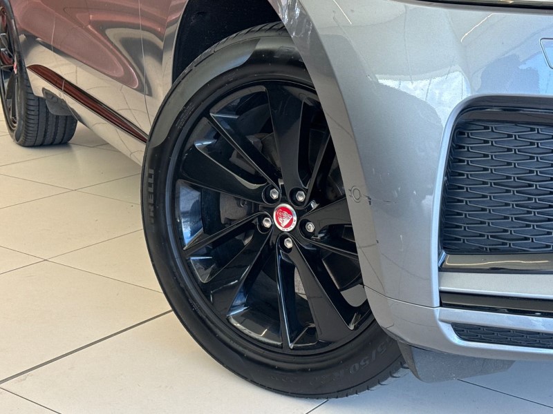 2021 (71) JAGUAR F-PACE 2.0 D200 R-Dynamic SE 5dr Auto AWD 5236796