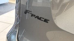2021 (71) JAGUAR F-PACE 2.0 D200 R-Dynamic SE 5dr Auto AWD 5236798