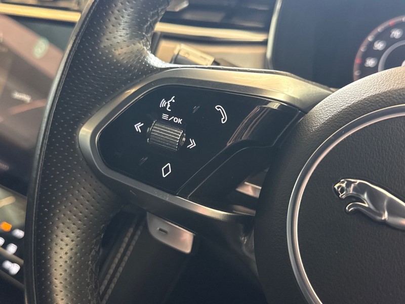 2021 (71) JAGUAR F-PACE 2.0 D200 R-Dynamic SE 5dr Auto AWD 5236780