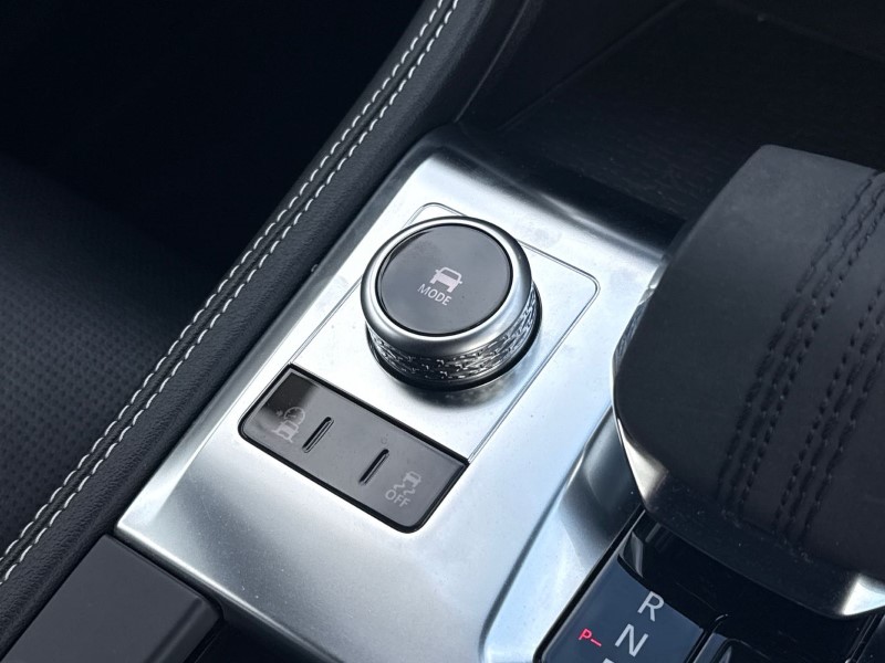 2021 (71) JAGUAR F-PACE 2.0 D200 R-Dynamic SE 5dr Auto AWD 5236788