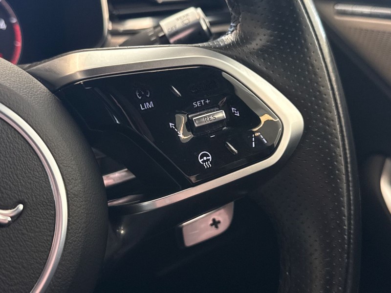 2021 (71) JAGUAR F-PACE 2.0 D200 R-Dynamic SE 5dr Auto AWD 5236781