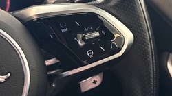 2021 (71) JAGUAR F-PACE 2.0 D200 R-Dynamic SE 5dr Auto AWD 5236781
