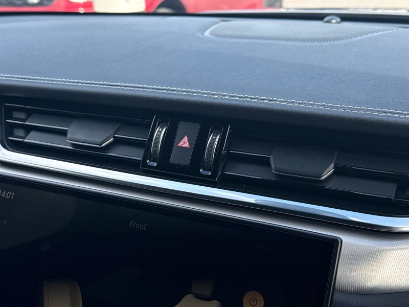 2021 (71) JAGUAR F-PACE 2.0 D200 R-Dynamic SE 5dr Auto AWD 5236787