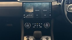 2021 (71) JAGUAR F-PACE 2.0 D200 R-Dynamic SE 5dr Auto AWD 5236767