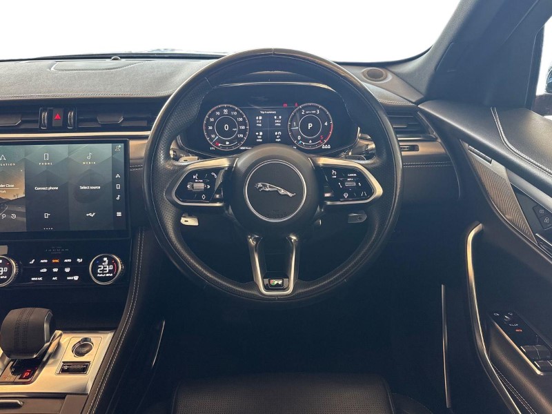 2021 (71) JAGUAR F-PACE 2.0 D200 R-Dynamic SE 5dr Auto AWD 5236768