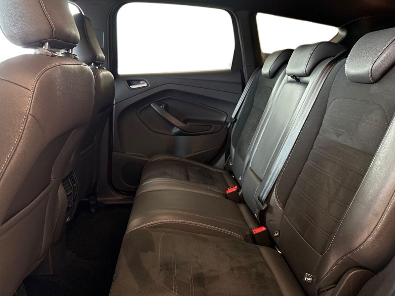 2018 (18) FORD KUGA 2.0 TDCi 180 ST-Line 5dr 5210510