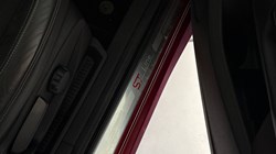 2018 (18) FORD KUGA 2.0 TDCi 180 ST-Line 5dr 5210541