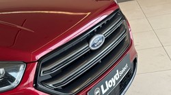 2018 (18) FORD KUGA 2.0 TDCi 180 ST-Line 5dr 5210545