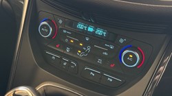 2018 (18) FORD KUGA 2.0 TDCi 180 ST-Line 5dr 5210537