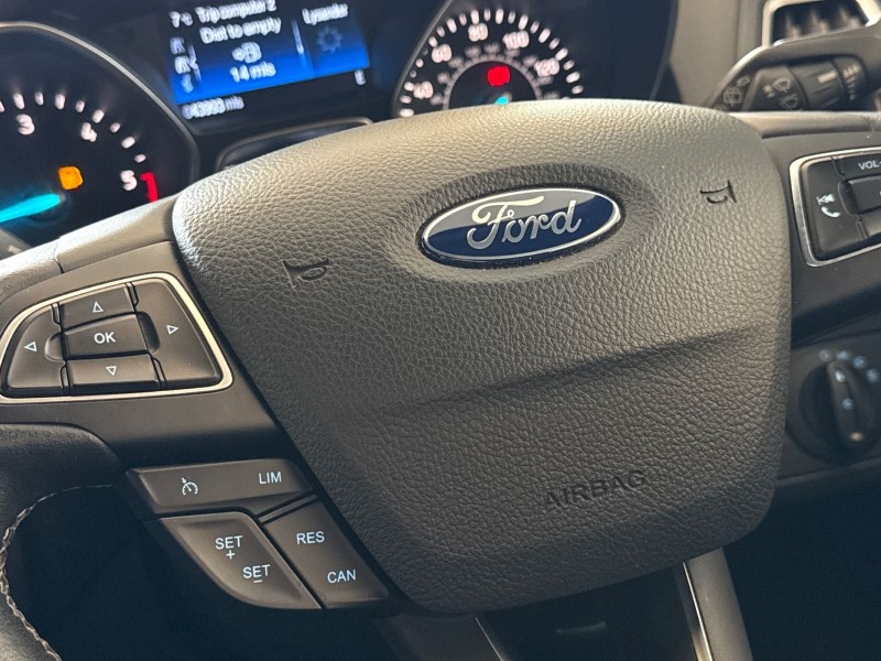 2018 (18) FORD KUGA 2.0 TDCi 180 ST-Line 5dr 5210532