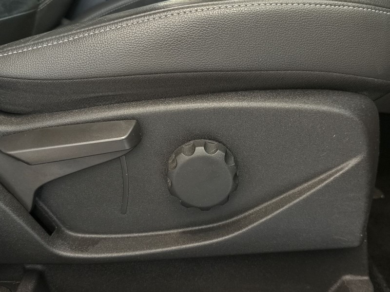 2018 (18) FORD KUGA 2.0 TDCi 180 ST-Line 5dr 5210529