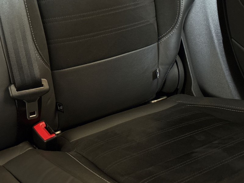 2018 (18) FORD KUGA 2.0 TDCi 180 ST-Line 5dr 5210540