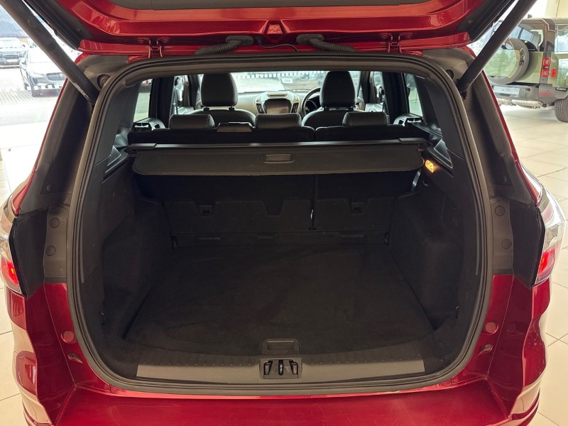 2018 (18) FORD KUGA 2.0 TDCi 180 ST-Line 5dr 5210516