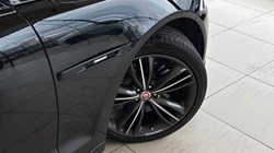 2017 (67) JAGUAR XJ 3.0d V6 R-Sport 4dr Auto 5216294