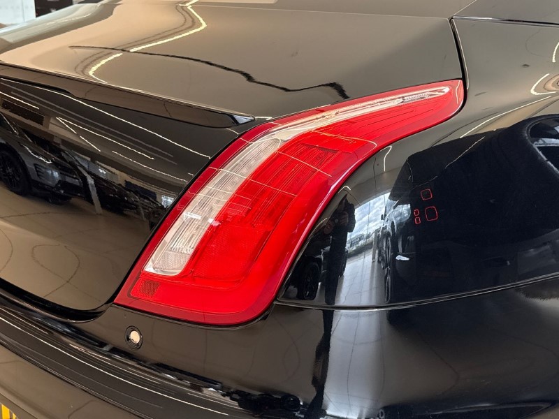 2017 (67) JAGUAR XJ 3.0d V6 R-Sport 4dr Auto 5216292