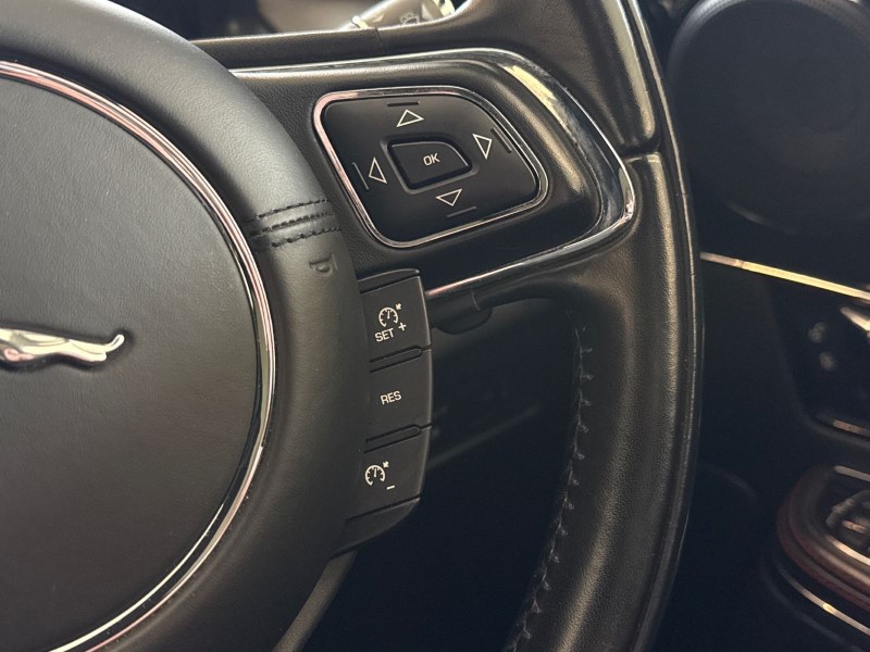 2017 (67) JAGUAR XJ 3.0d V6 R-Sport 4dr Auto 5216275