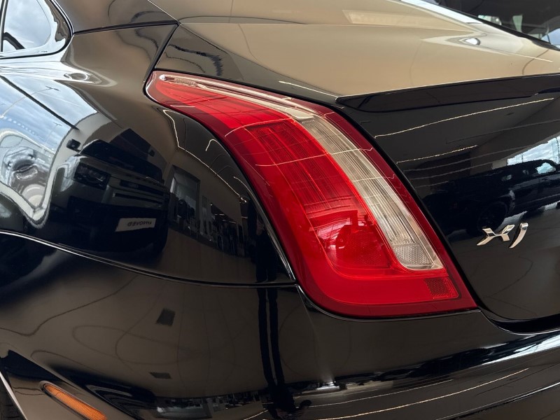 2017 (67) JAGUAR XJ 3.0d V6 R-Sport 4dr Auto 5216265