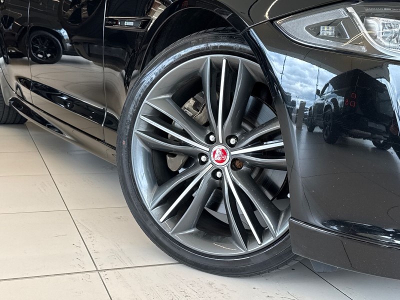 2017 (67) JAGUAR XJ 3.0d V6 R-Sport 4dr Auto 5216289