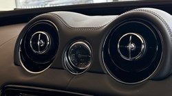 2017 (67) JAGUAR XJ 3.0d V6 R-Sport 4dr Auto 5216281