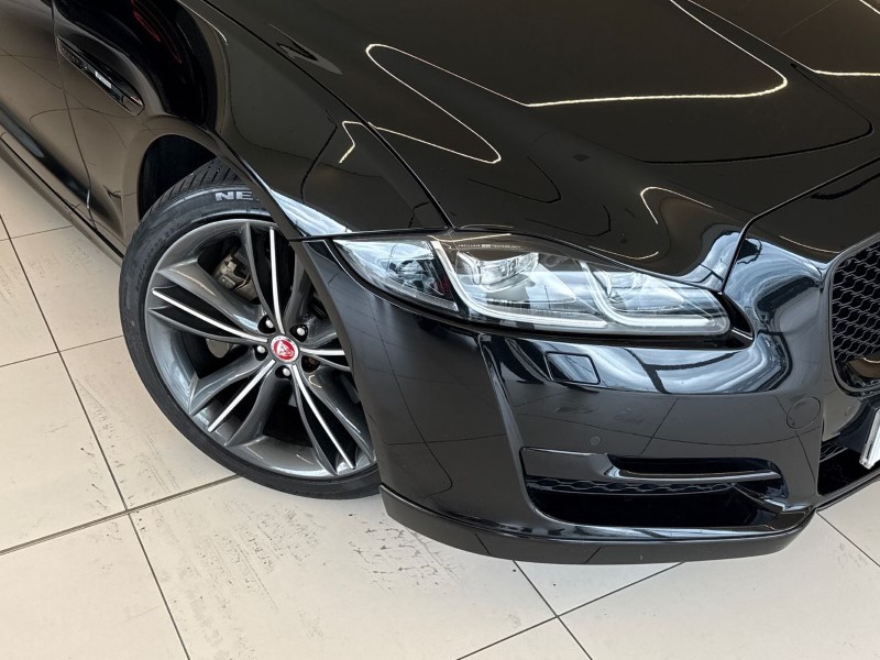 2017 (67) JAGUAR XJ 3.0d V6 R-Sport 4dr Auto 5216287