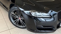 2017 (67) JAGUAR XJ 3.0d V6 R-Sport 4dr Auto 5216287