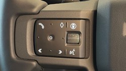 2026 (26) LAND ROVER DEFENDER 3.0 D350 X-Dynamic SE 110 5dr Auto 5907791