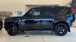 2026 (26) LAND ROVER DEFENDER 3.0 D350 X-Dynamic SE 110 5dr Auto 5907821