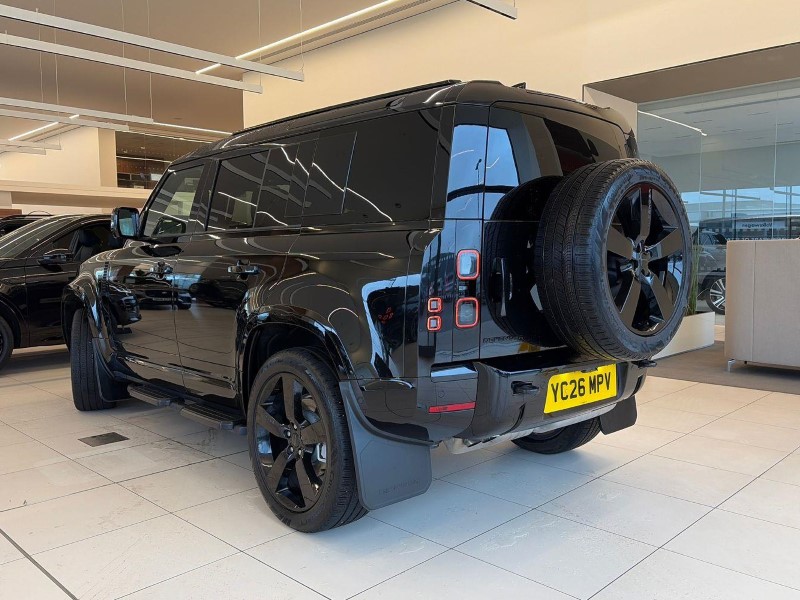 2026 (26) LAND ROVER DEFENDER 3.0 D350 X-Dynamic SE 110 5dr Auto 5907820