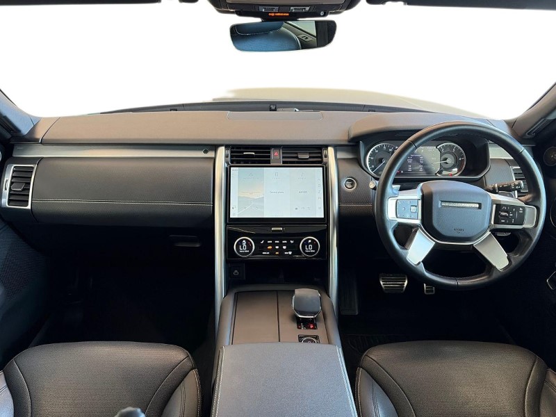 2022 (22) LAND ROVER DISCOVERY 3.0 D300 R-Dynamic SE 5dr Auto 5233847