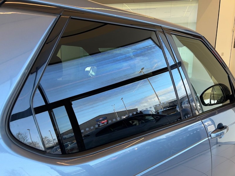 2022 (22) LAND ROVER DISCOVERY 3.0 D300 R-Dynamic SE 5dr Auto 5233892