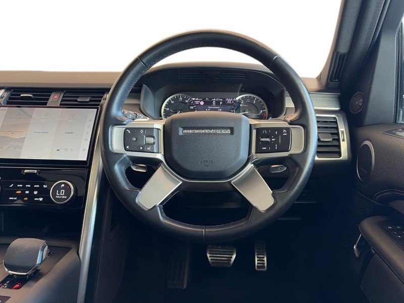 2022 (22) LAND ROVER DISCOVERY 3.0 D300 R-Dynamic SE 5dr Auto 5233853