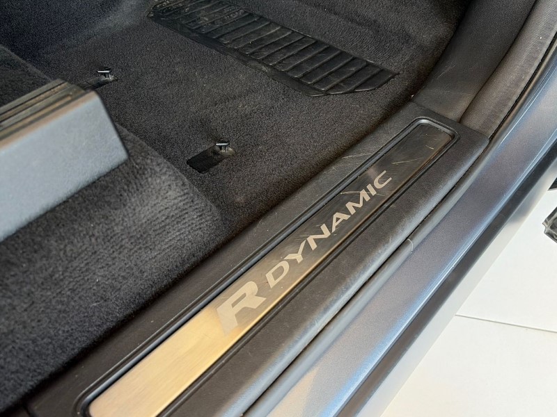 2022 (22) LAND ROVER DISCOVERY 3.0 D300 R-Dynamic SE 5dr Auto 5233879