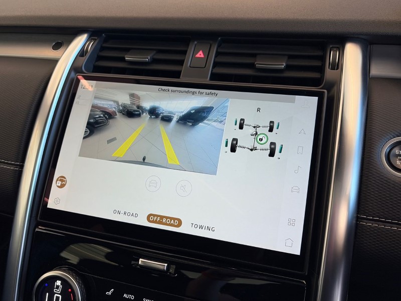 2022 (22) LAND ROVER DISCOVERY 3.0 D300 R-Dynamic SE 5dr Auto 5233850