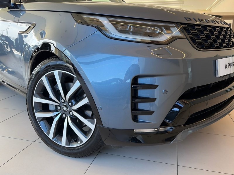 2022 (22) LAND ROVER DISCOVERY 3.0 D300 R-Dynamic SE 5dr Auto 5233883