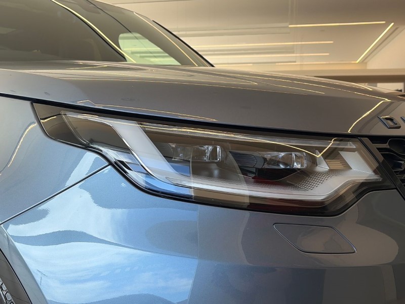 2022 (22) LAND ROVER DISCOVERY 3.0 D300 R-Dynamic SE 5dr Auto 5233855