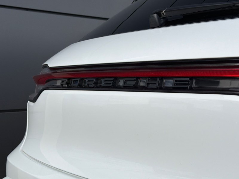 2023 (23) PORSCHE MACAN 5dr PDK 5238598