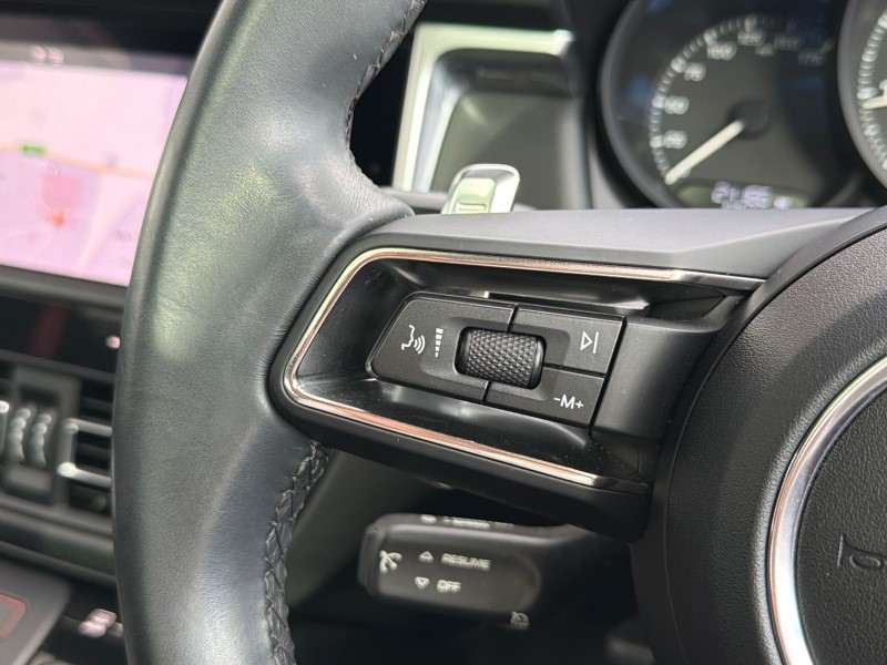 2023 (23) PORSCHE MACAN 5dr PDK 5238581