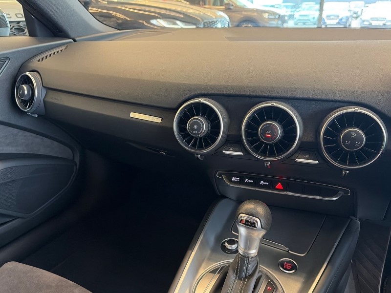 2022 (22) AUDI TT 40 TFSI Black Edition 2dr S Tronic 5243599